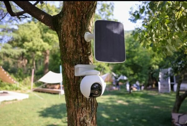 ⁦كاميرا مراقبة خارجية 3MP تعمل بالبطارية تدعم شريحة الجوال والطاقة الشمسية +  كارت ميموري 128 جيجا⁩ - الصورة ⁦13⁩